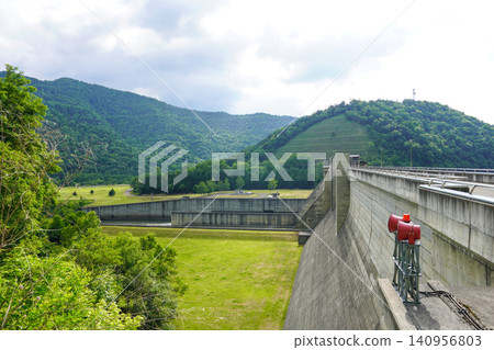 Takisato Dam (gravity concrete dam) Takisato Dam (gravity concrete dam) 140956803