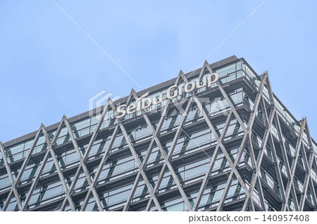 Dia Gate Ikebukuro, exterior view of the Seibu Holdings headquarters building with the Seibu Group logo displayed [Tokyo] 140957408