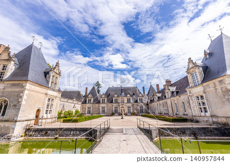 Villesavin castle, loire valley, france, exteriors 140957844