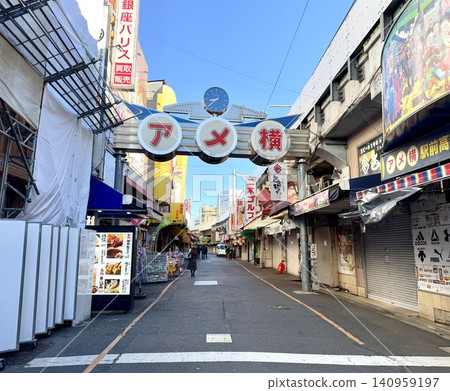 Early morning in Ueno, Ameyoko Early morning in Ueno, Ameyoko 140959197