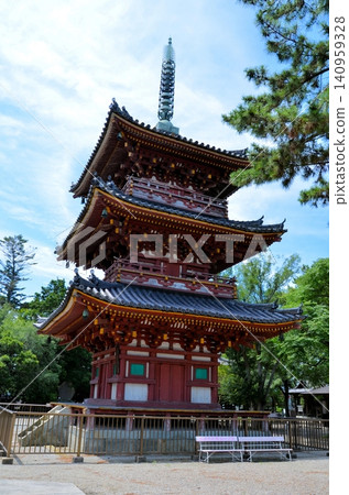 Kakurinji Temple Three-Storied Pagoda Kakurinji Temple Three-Storied Pagoda 140959328