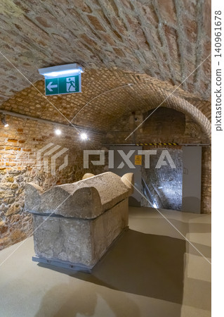 Roman sarcophagus inside an ancient brick crypt in Pecs, Hungary Roman sarcophagus inside an ancient brick crypt in Pecs, Hungary 140961678