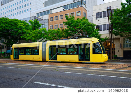 Fukui Railway, Echizen Railway L-type train, near Fukui Castle Ruins Daimyocho Station Fukui Railway, Echizen Railway L-type train, near Fukui Castle Ruins Daimyocho Station 140962018