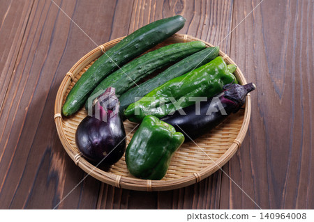 Fresh vegetables Fresh vegetables 140964008