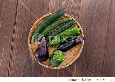Fresh vegetables Fresh vegetables 140964009