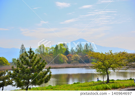 Mount Ibuki as seen from Okubiwa Sports Forest, Shiga Prefecture Mount Ibuki as seen from Okubiwa Sports Forest, Shiga Prefecture 140964697