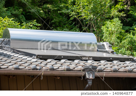 太陽能熱水器 太陽能熱水器 140964877