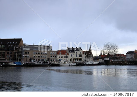 Delft, scenery along the canal [Netherlands] 140967817