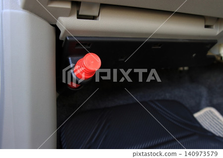 Flares equipped on automobiles Flares equipped on automobiles 140973579