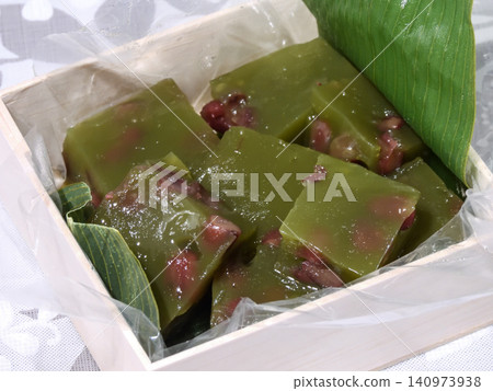 葛粉餅（葛粉餅）配抹茶鹿豆沙（綠茶紅豆沙） 140973938