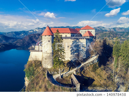Bled castle on the hill, a historic monument, landmark, Bled lake, Slovenia, Europe Bled castle on the hill, a historic monument, landmark, Bled lake, Slovenia, Europe 140978438