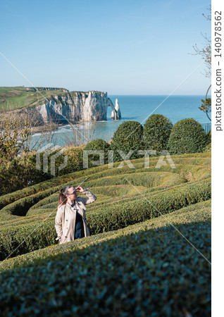 Woman in Jardins d'Etretat Woman in Jardins d'Etretat 140978562