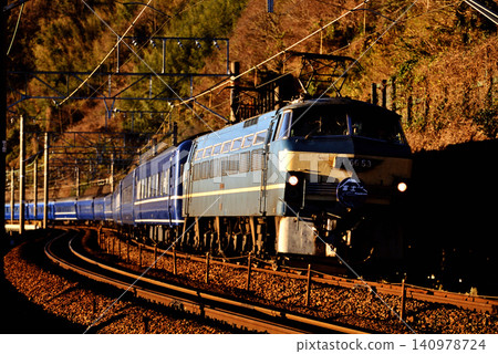 2008: EF6653 Blue Train Fuji/Hayabusa running on the Tokaido Line 2008: EF6653 Blue Train Fuji/Hayabusa running on the Tokaido Line 140978724
