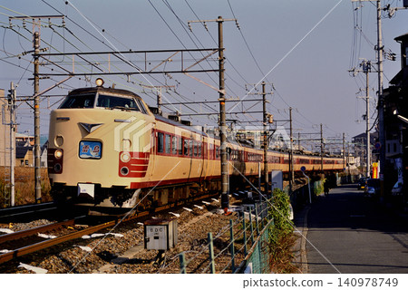 2007: 9-car 485 series L limited express Raicho trains running on the Tokaido Line 140978749