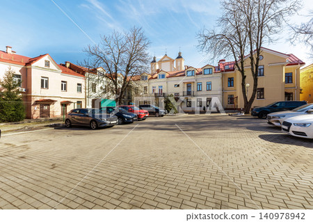 Historic European City Courtyard and Residential Paved Parking Historic European City Courtyard and Residential Paved Parking 140978942
