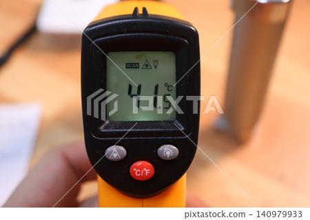 Digital Thermometer Displaying 41.5 Degrees Celsius Digital Thermometer Displaying 41.5 Degrees Celsius 140979933