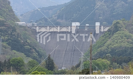 Urasan Dam Urasan Dam 140980409