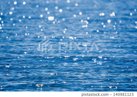 41 close-ups of the sparkling sea in the spring sunshine 41 close-ups of the sparkling sea in the spring sunshine 140981123