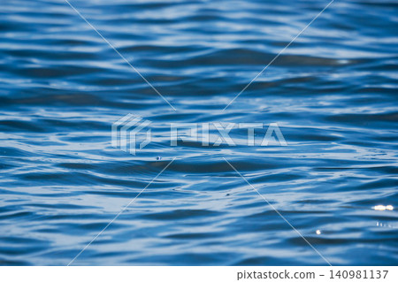 55張春日陽光下波光粼粼的大海的特寫鏡頭 55張春日陽光下波光粼粼的大海的特寫鏡頭 140981137