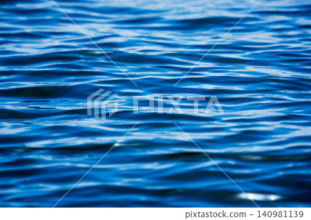 57張春日陽光下波光粼粼的大海特寫 57張春日陽光下波光粼粼的大海特寫 140981139