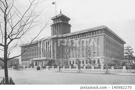 老照片，1933年，神奈川縣橫濱市政府大樓 140982270