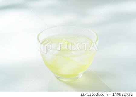 夏日的冷綠茶 夏日的冷綠茶 140982732