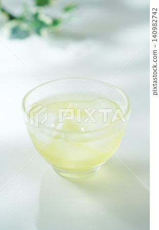 Cold green tea on a summer day Cold green tea on a summer day 140982742