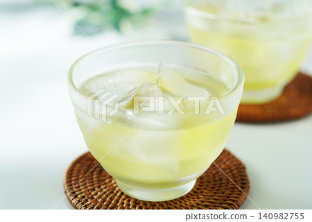 夏日的冷綠茶 夏日的冷綠茶 140982755