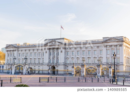 Buckingham Palace Buckingham Palace 140989385