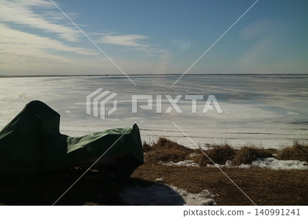 A landscape of the Notsuke Peninsula in Betsukai Town, Hokkaido, where ice plains stretch out. A landscape of the Notsuke Peninsula in Betsukai Town, Hokkaido, where ice plains stretch out. 140991241