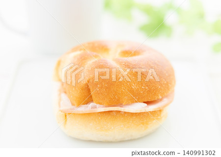美味的凱撒三明治 美味的凱撒三明治 140991302