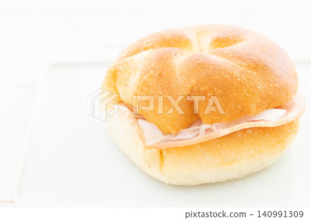 Delicious Kaiser sandwich Delicious Kaiser sandwich 140991309