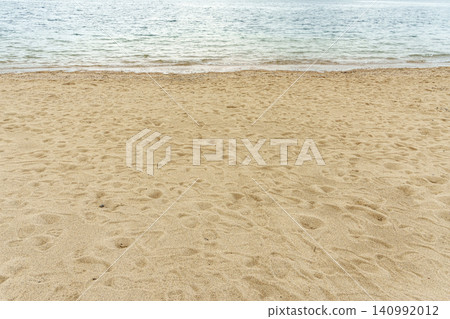 留在海灘上的腳印 留在海灘上的腳印 140992012