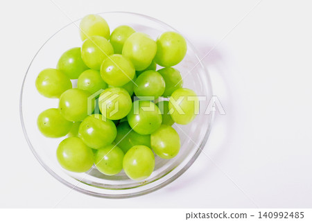 Shine Muscat grapes served in a glass bowl Shine Muscat grapes served in a glass bowl 140992485