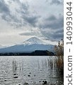 Mt. Fuji in winter seen from Lake Kawaguchi 140993044