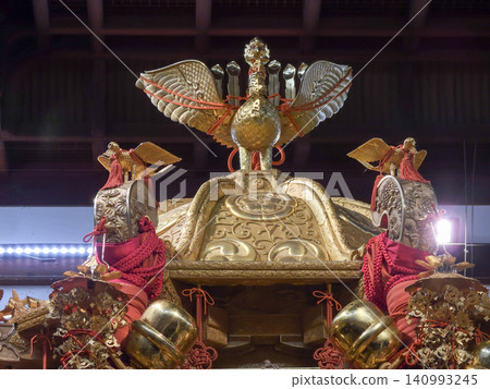 祗園祭:三座大型移動神社(八坂神社舞蹈廳) 祗園祭:三座大型移動神社(八坂神社舞蹈廳) 140993245