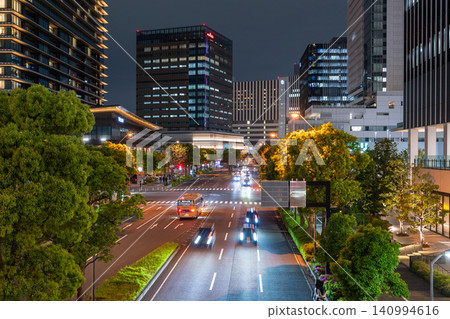 橫濱港未來辦公區的夜景 140994616