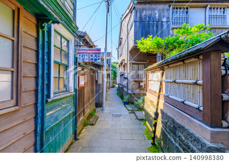 The townscape of Shukunegi in early summer; the former post office building; Sado Island, Sado City, Niigata Prefecture The townscape of Shukunegi in early summer; the former post office building; Sado Island, Sado City, Niigata Prefecture 140998380
