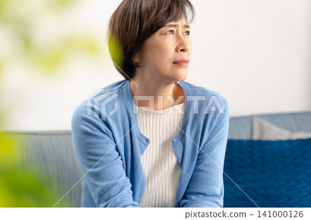 高級女性身體狀況 141000126