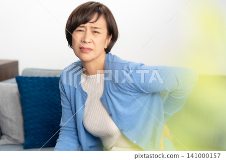 Female low back pain Female low back pain 141000157