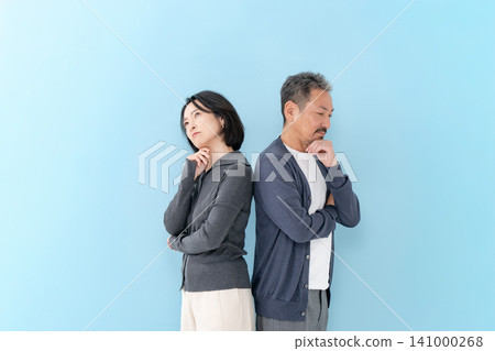 強強聯合的夫妻會思考爭論 141000268