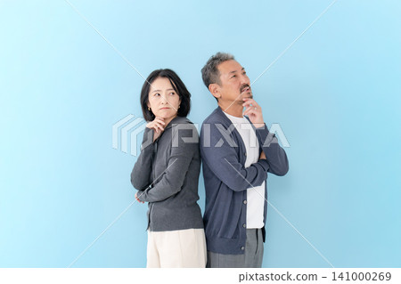 強強聯合的夫妻會思考爭論 141000269