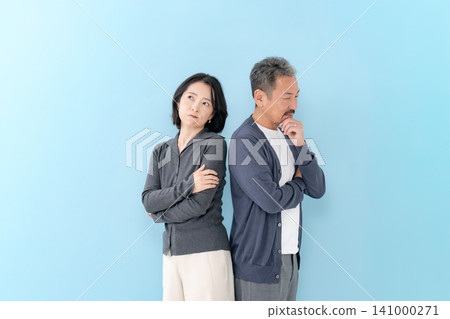 強強聯合的夫妻會思考爭論 141000271