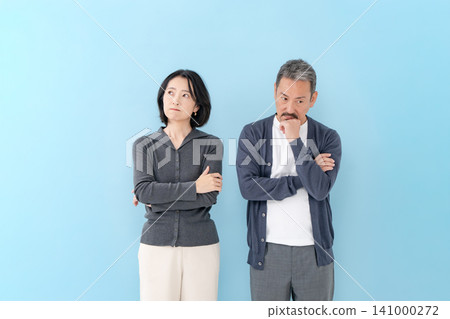 Power couples think and worry Power couples think and worry 141000272