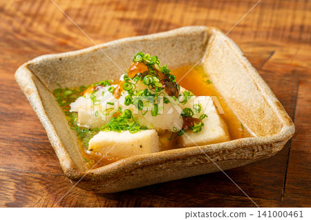 外酥裡嫩的炸豆腐 外酥裡嫩的炸豆腐 141000461