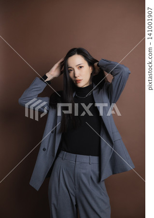 Cool woman Cool woman 141001907