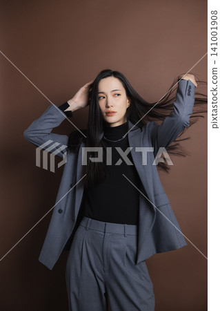 Cool woman Cool woman 141001908