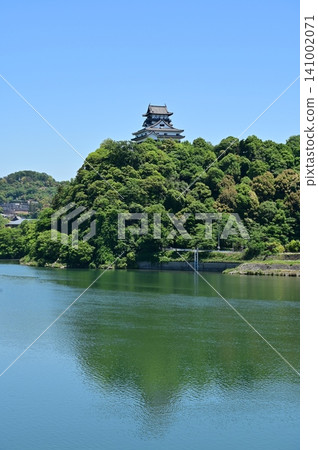 The majestic flow of the Kiso River and Inuyama Castle The majestic flow of the Kiso River and Inuyama Castle 141002071