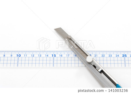 Cutter and ruler Cutter and ruler 141003236