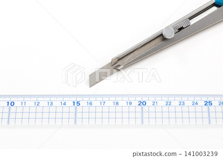 切割器和尺子 切割器和尺子 141003239